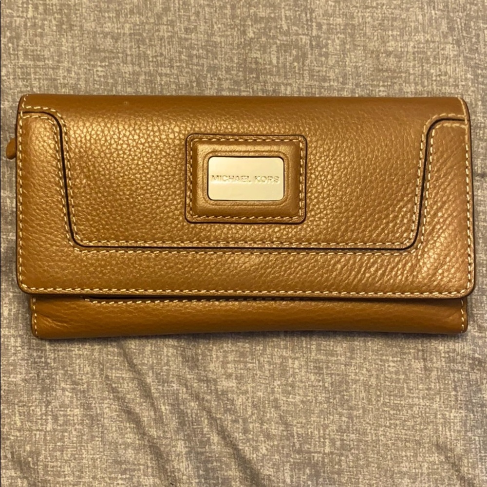 Michael Kors wallet